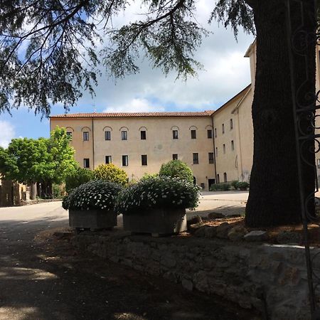 ホテル Casa Mater Ecclesiae マッサ・マリッティマ エクステリア 写真