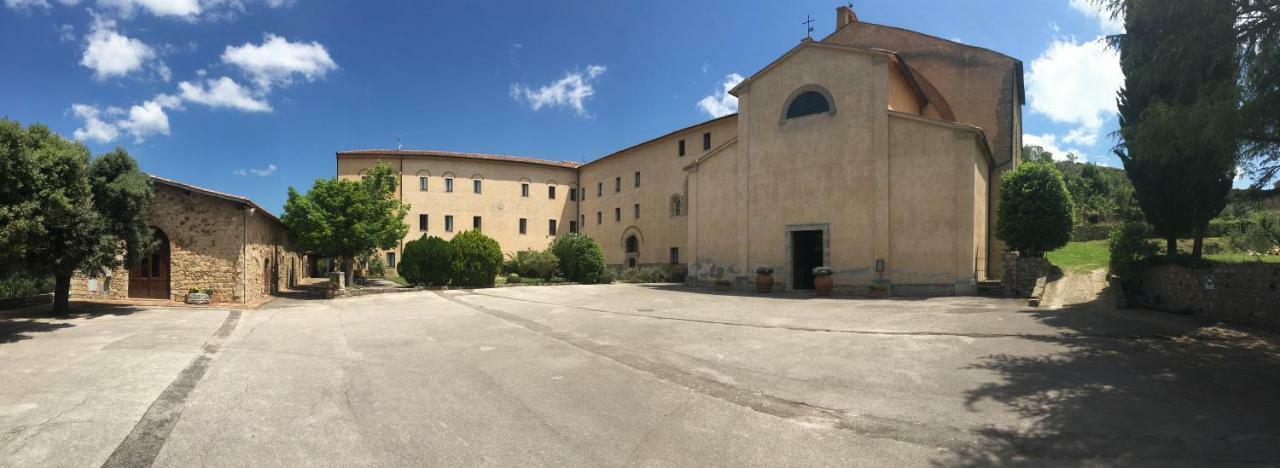 ホテル Casa Mater Ecclesiae マッサ・マリッティマ エクステリア 写真