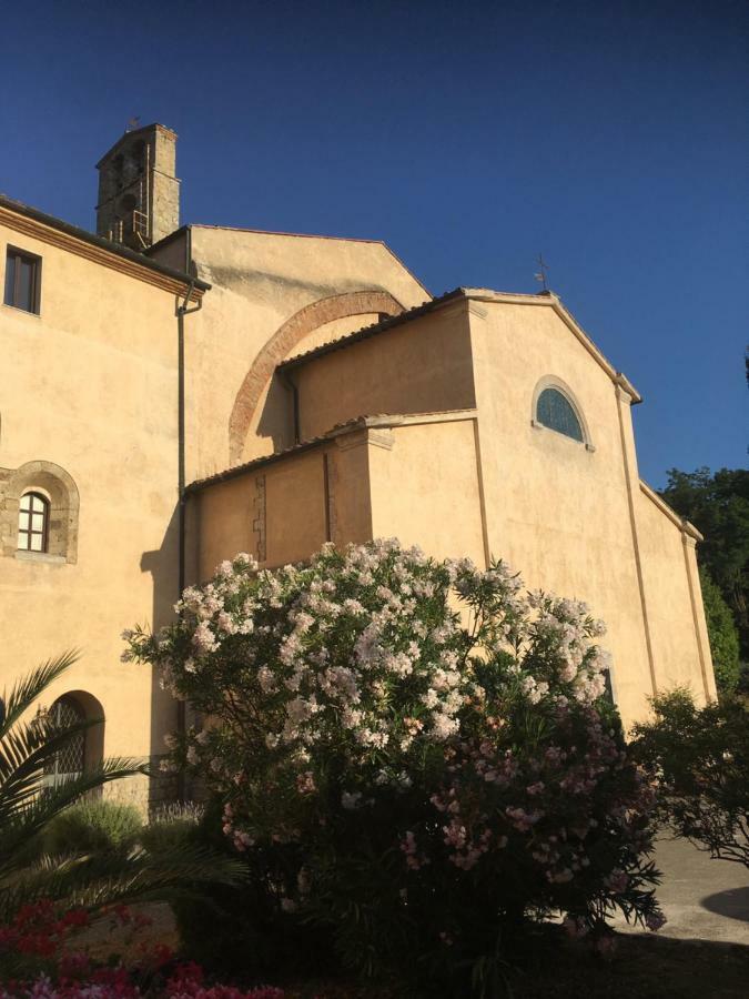 ホテル Casa Mater Ecclesiae マッサ・マリッティマ エクステリア 写真