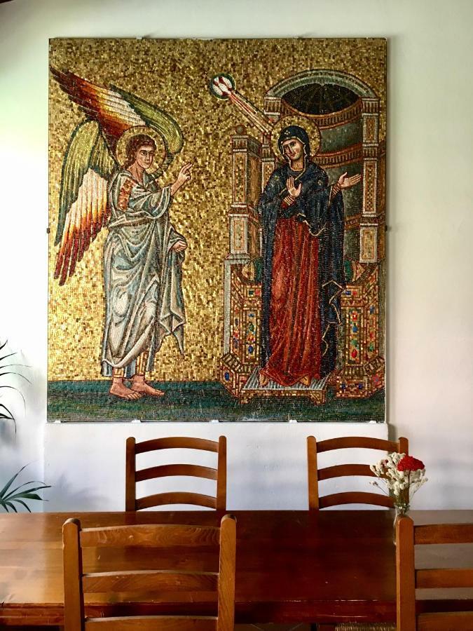 ホテル Casa Mater Ecclesiae マッサ・マリッティマ エクステリア 写真